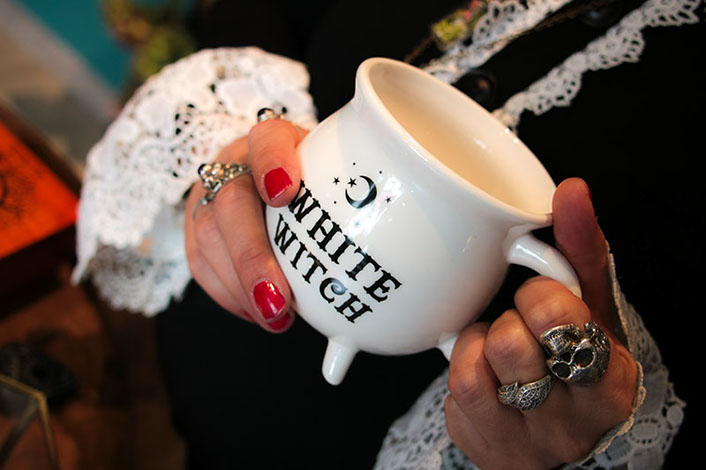 Castle, Puymartin, the believers, paranormal, documentary, documentaire, épisode, château, saison 1,